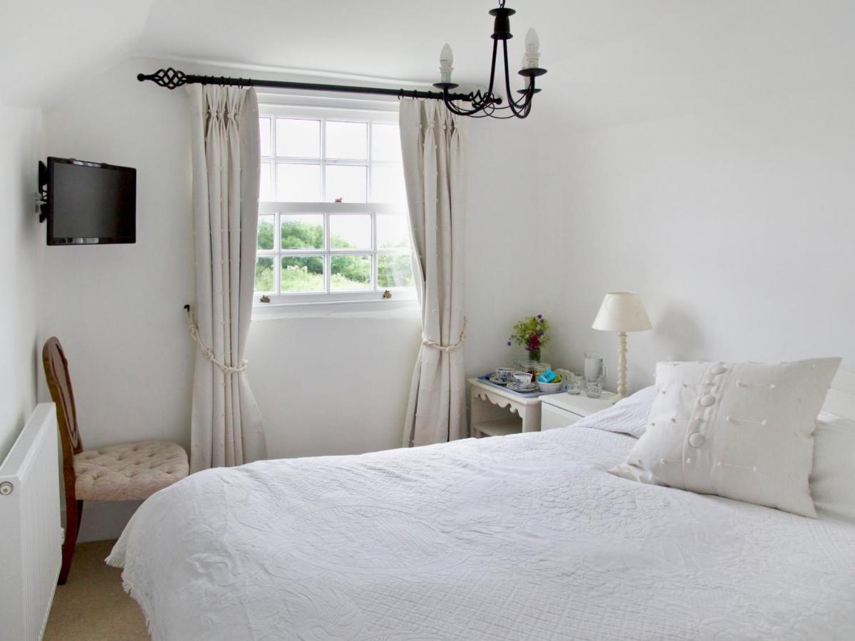 Bed and Breakfast Higher Tresmorn Farm Crackington Haven Экстерьер фото